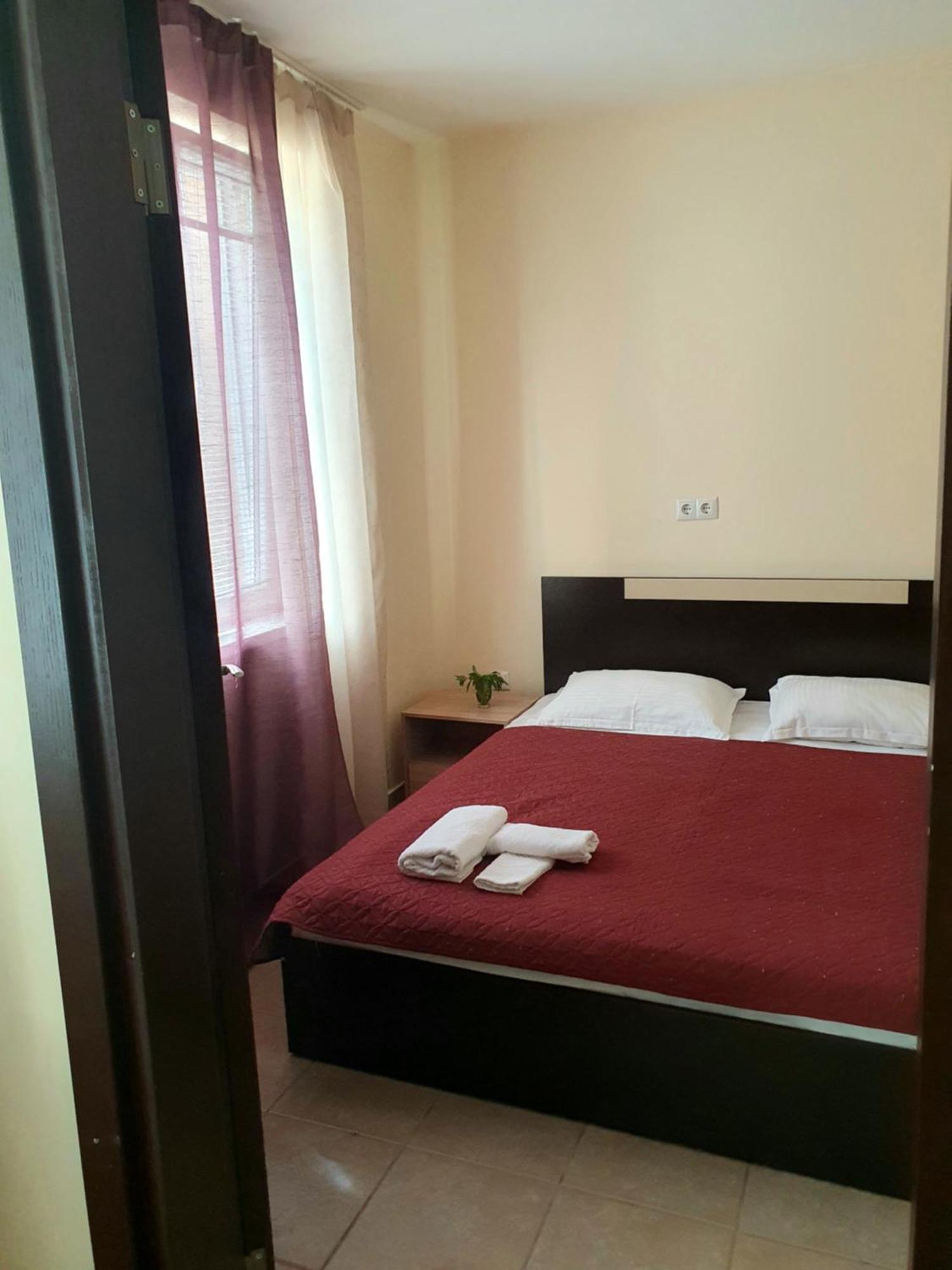 Viriks Hotel Burgas Exterior foto