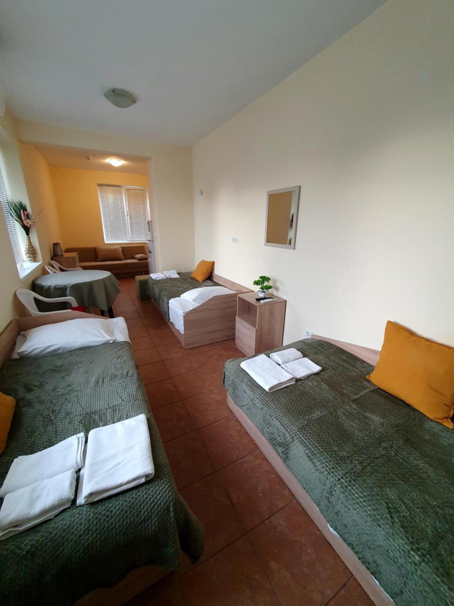 Viriks Hotel Burgas Exterior foto